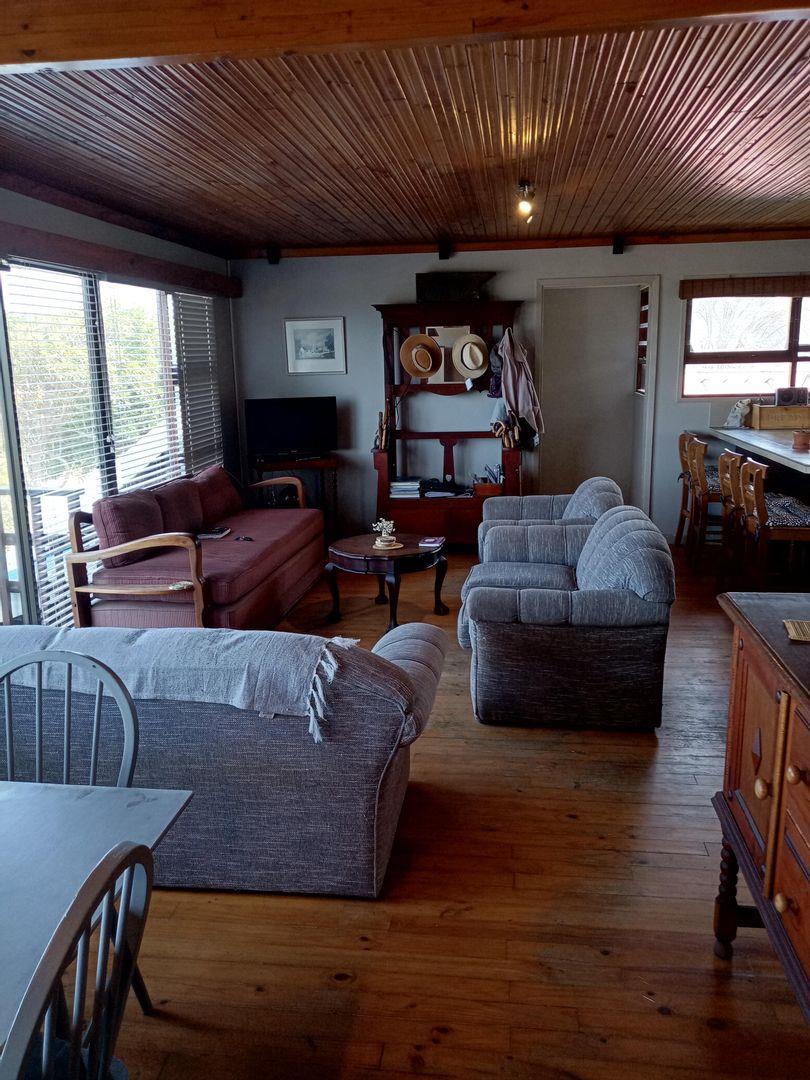 To Let 2 Bedroom Property for Rent in Glentana Western Cape